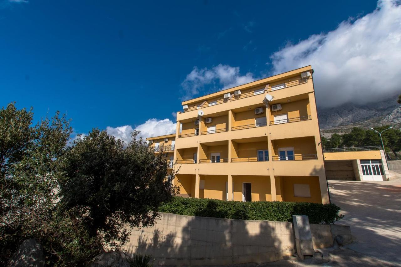 Studio Apartments Zloic In Krvavica Eksteriør billede